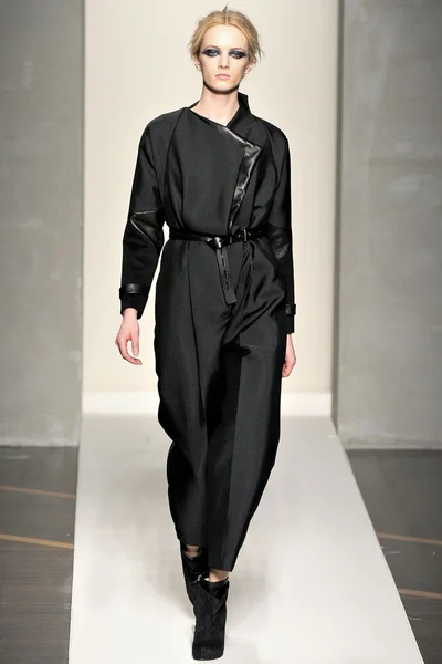 Look 1